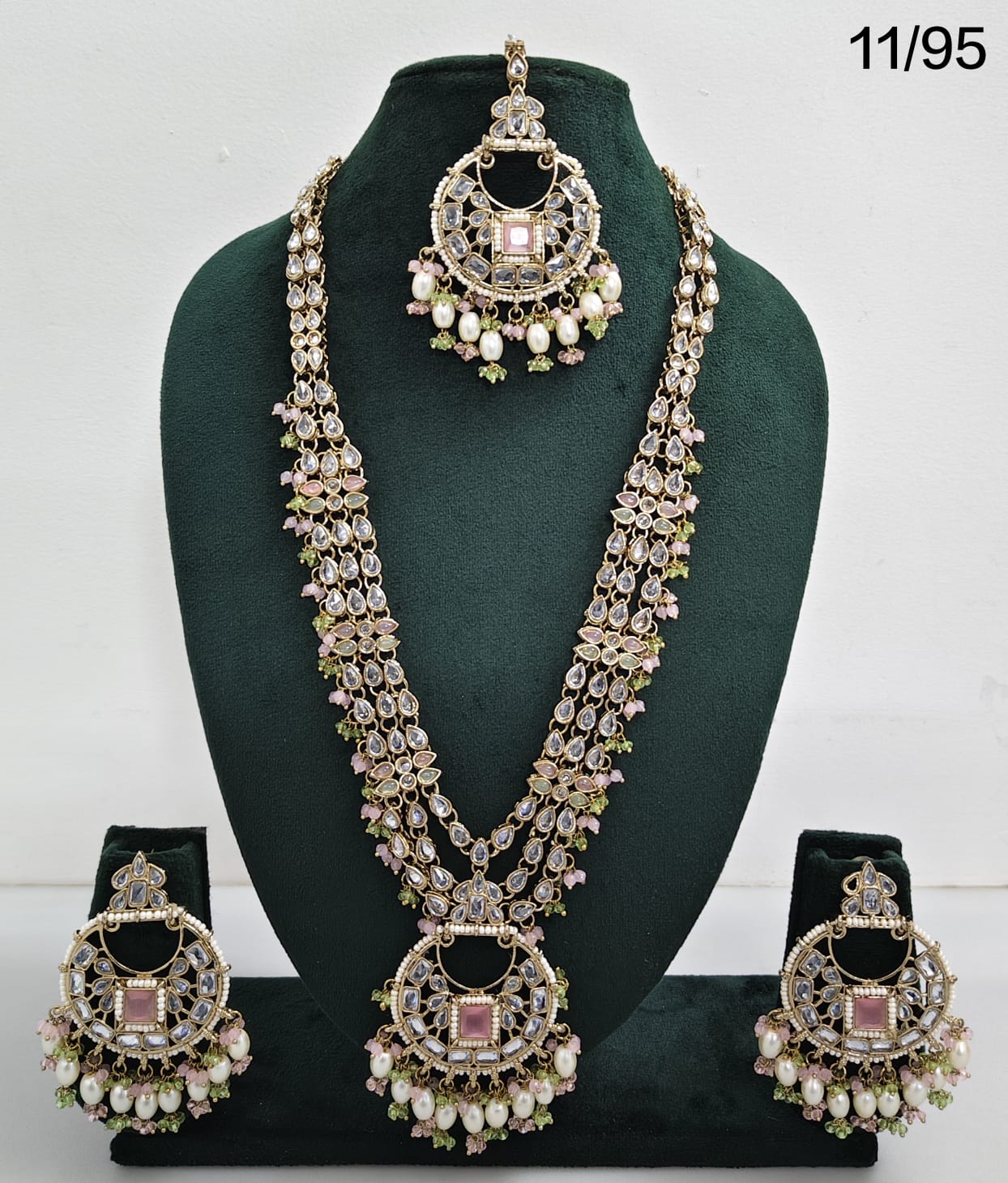LucenteMarket Kundan CZ Bridal Long Necklace Set with Jhumka Earrings and Maang Tikka