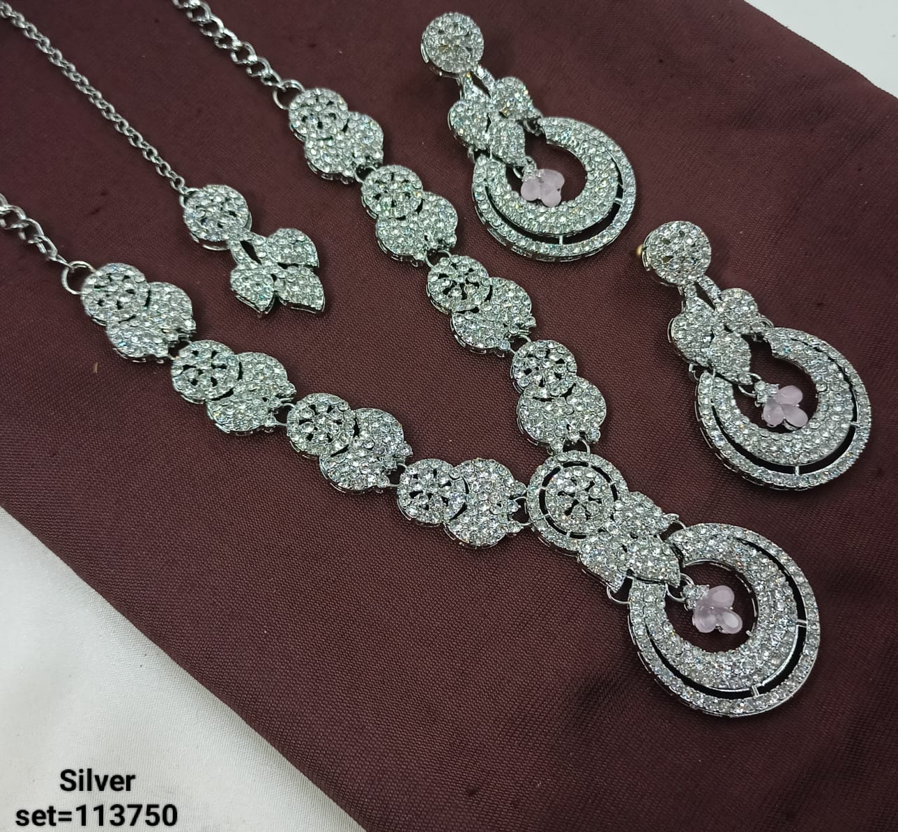 Classic Silver Necklace & Earrings Set – Elegant Formal Jewelry