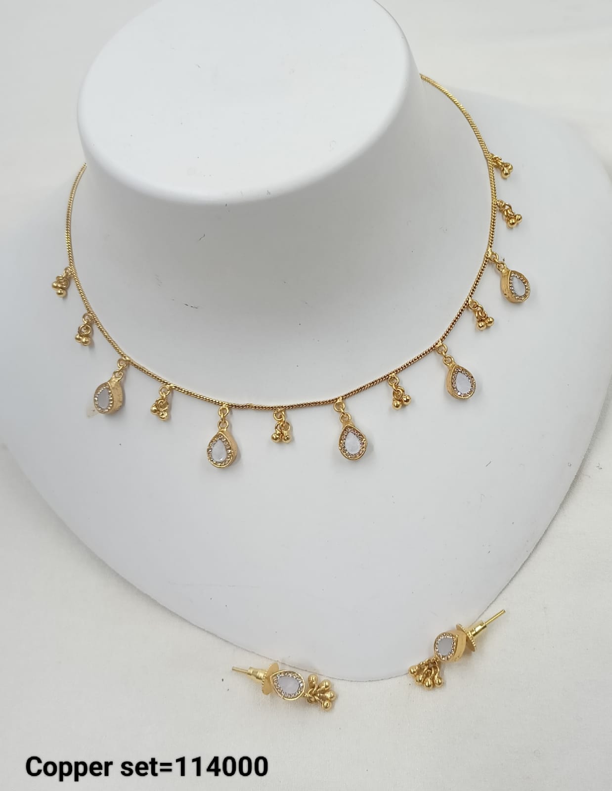 Trendy Necklace and Earrings Set with Gemstone Accents
