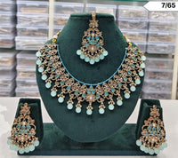 Traditional Choker Necklace Set with Matching Earrings and Maang Tikka – Bridal & Party Wear Jewellery