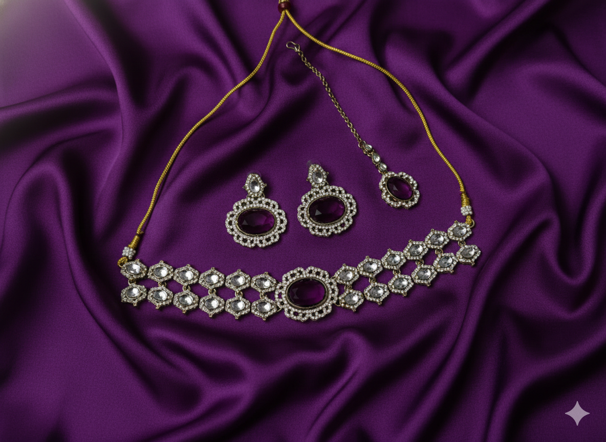 Antique Gold Plated Cz Ston Choker Necklece Set with Matching Earring and Maang Tikka