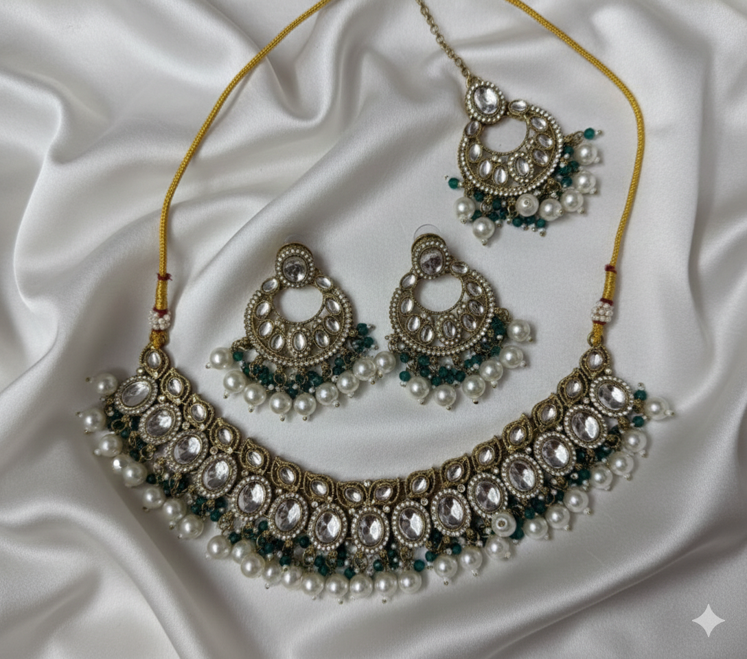 Traditional Antique Gold Finish Choker Necklace Set with Pearl Drop Earrings and Mangtika