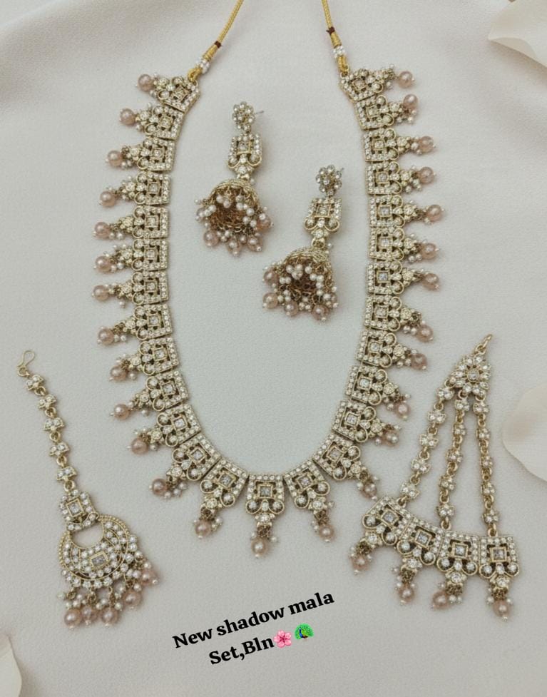 Emerald Gold Plated Jewellery Long Necklace Set with Earrings & Mangtika Set