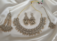 Classic Green Kundan Choker Set with Earrings