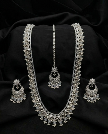Traditional Green Beaded Long Necklace