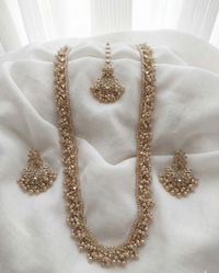 The Emerald Empress Long Pearl Set