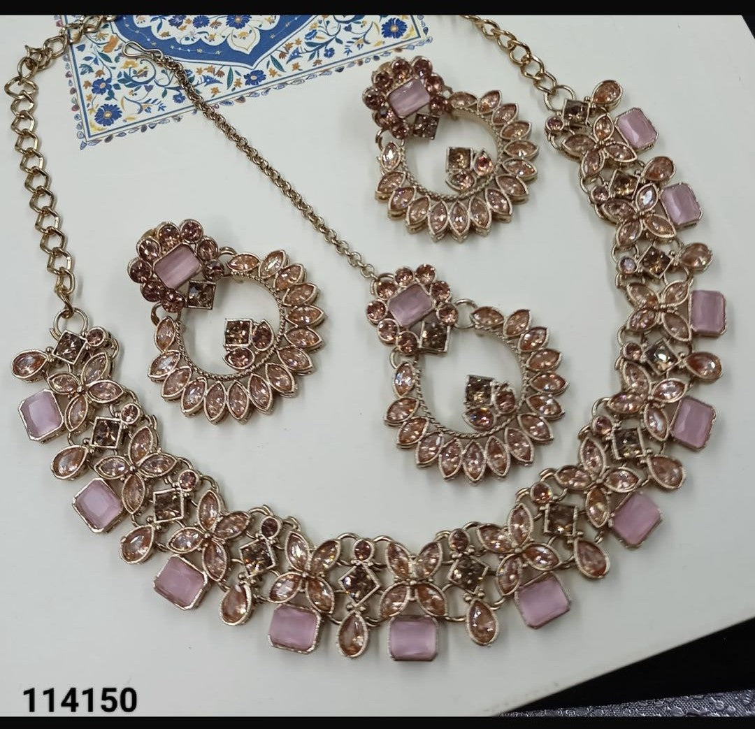 Baby Pink & Gold Floral Necklace Set with Chandbali Studs