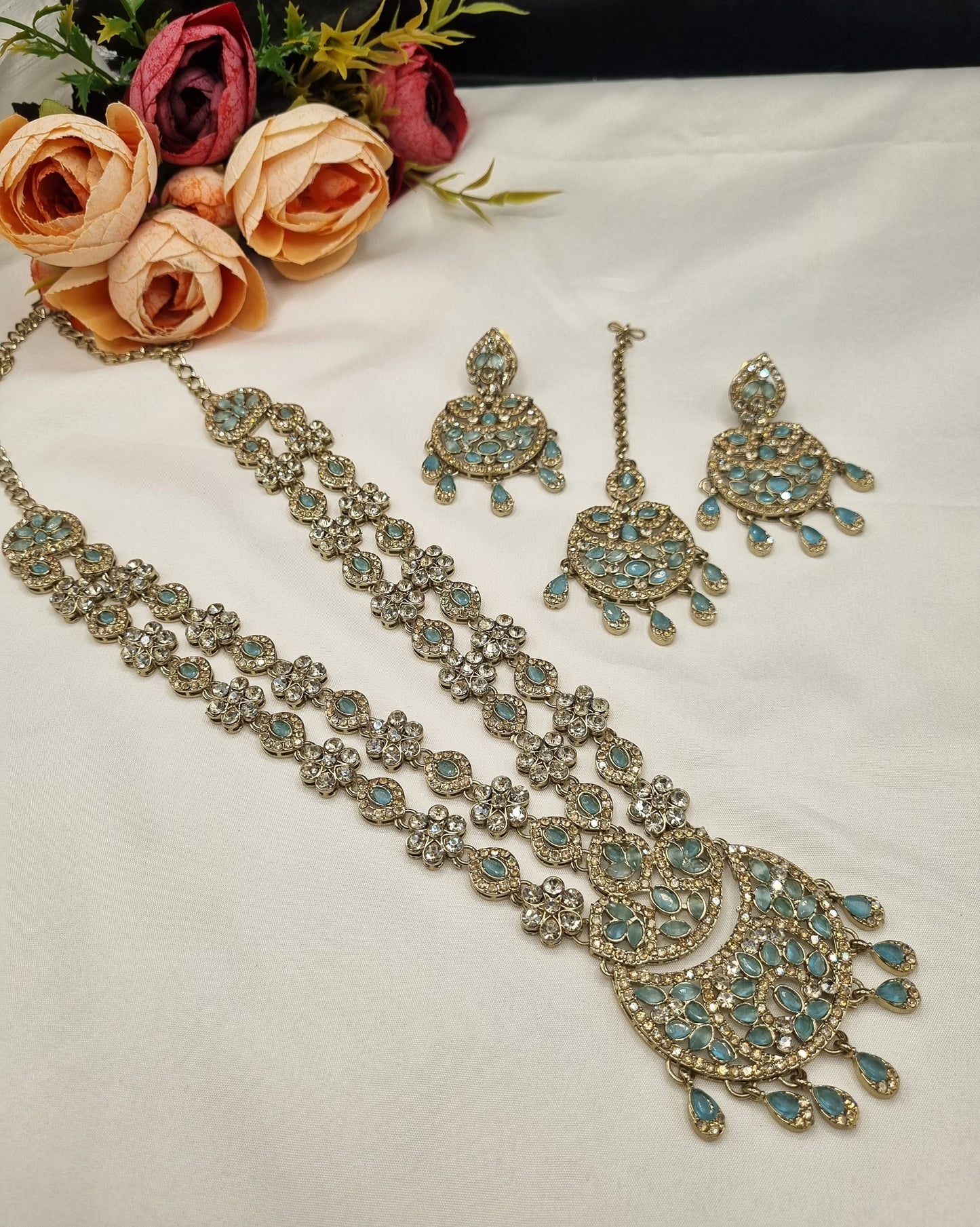 Stellar Floral Fashion Choker Set with Coordinating Earrings