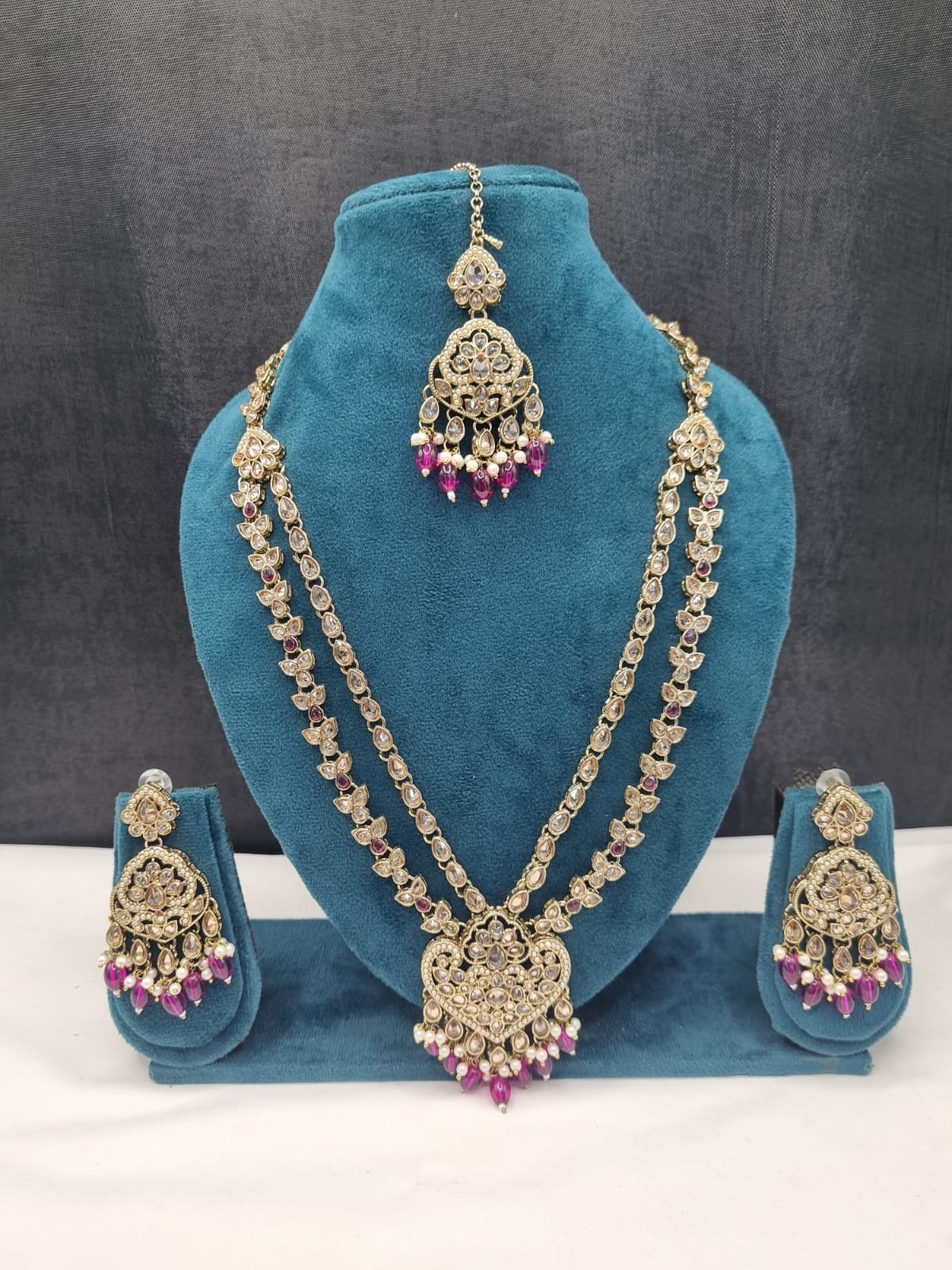 LAYERED HERITAGE CHANDELIER HAAR SET