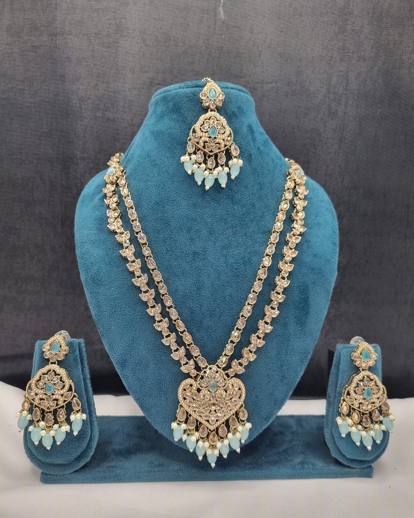 LAYERED HERITAGE CHANDELIER HAAR SET