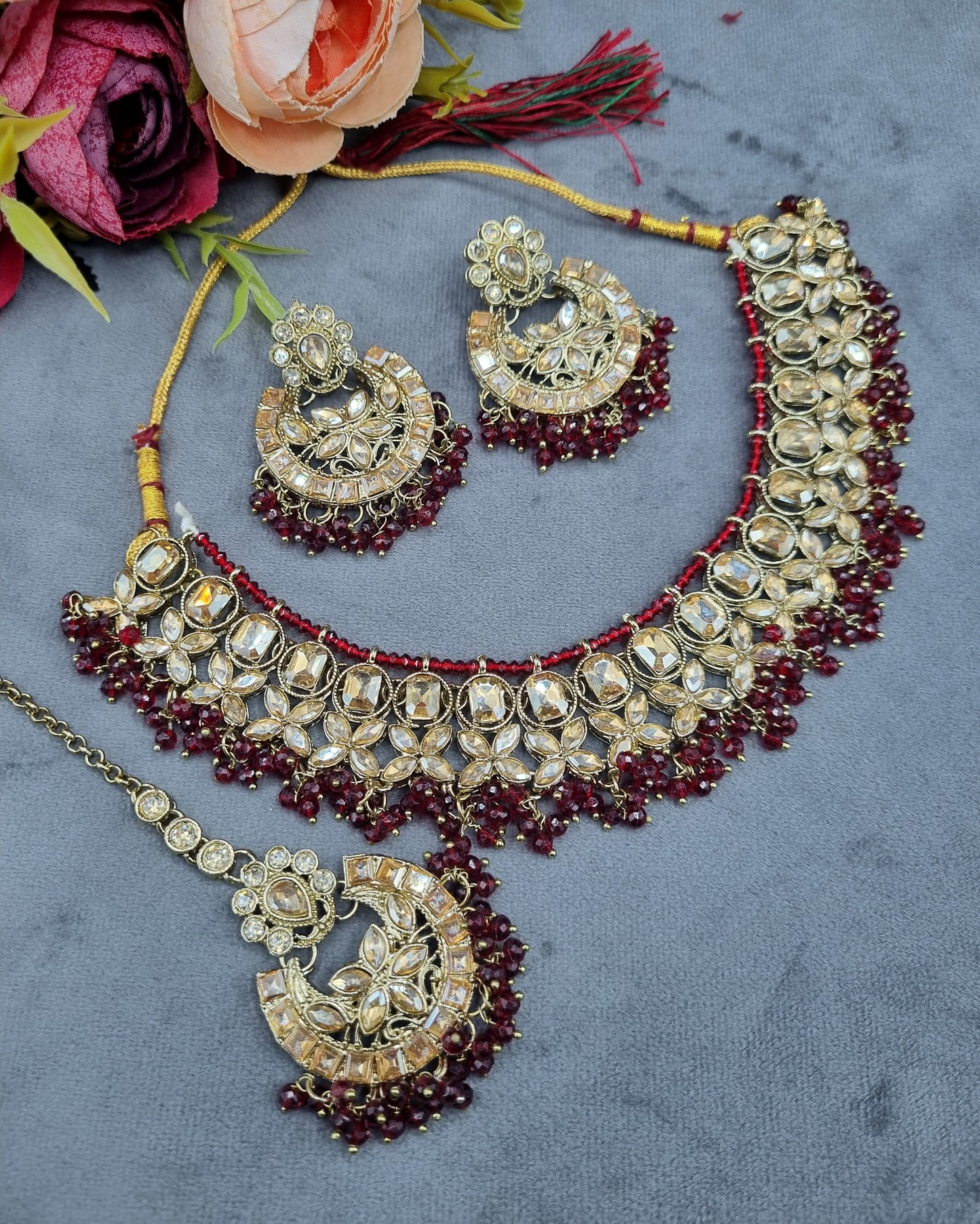Antique Gold Necklace Set with Earrings & Maangtikka