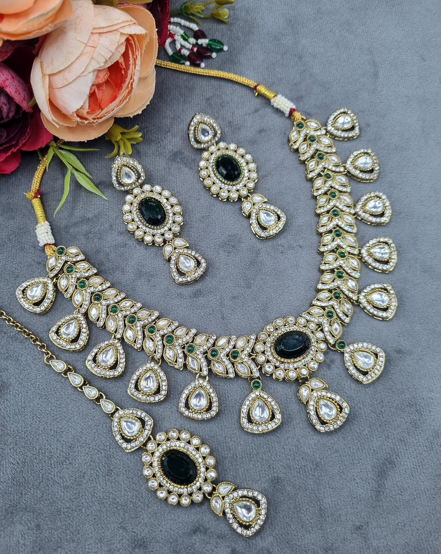 Antique Gold & Oval Accent Choker Necklace Set with Earrings & Maangtikka