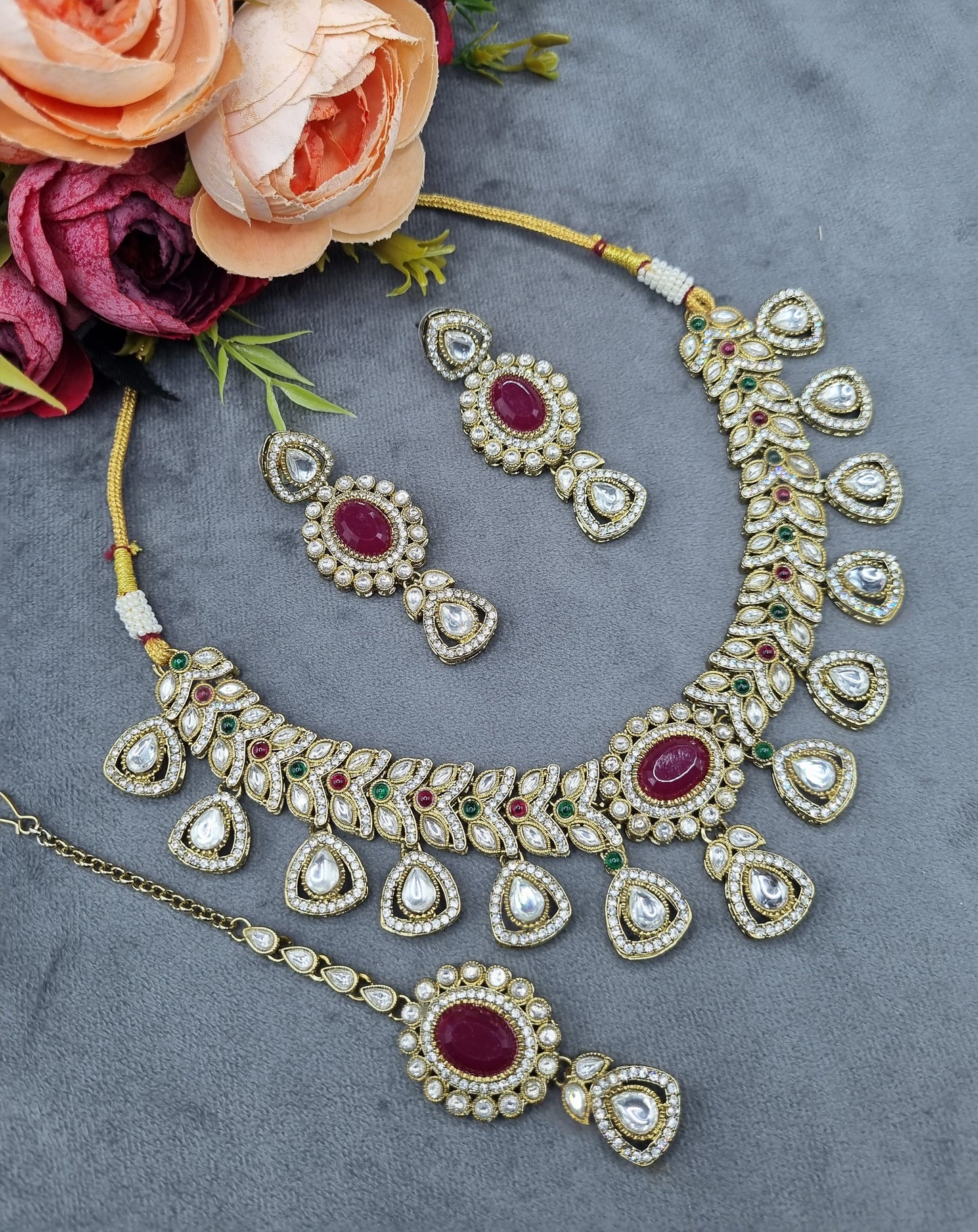 Antique Gold & Oval Accent Choker Necklace Set with Earrings & Maangtikka
