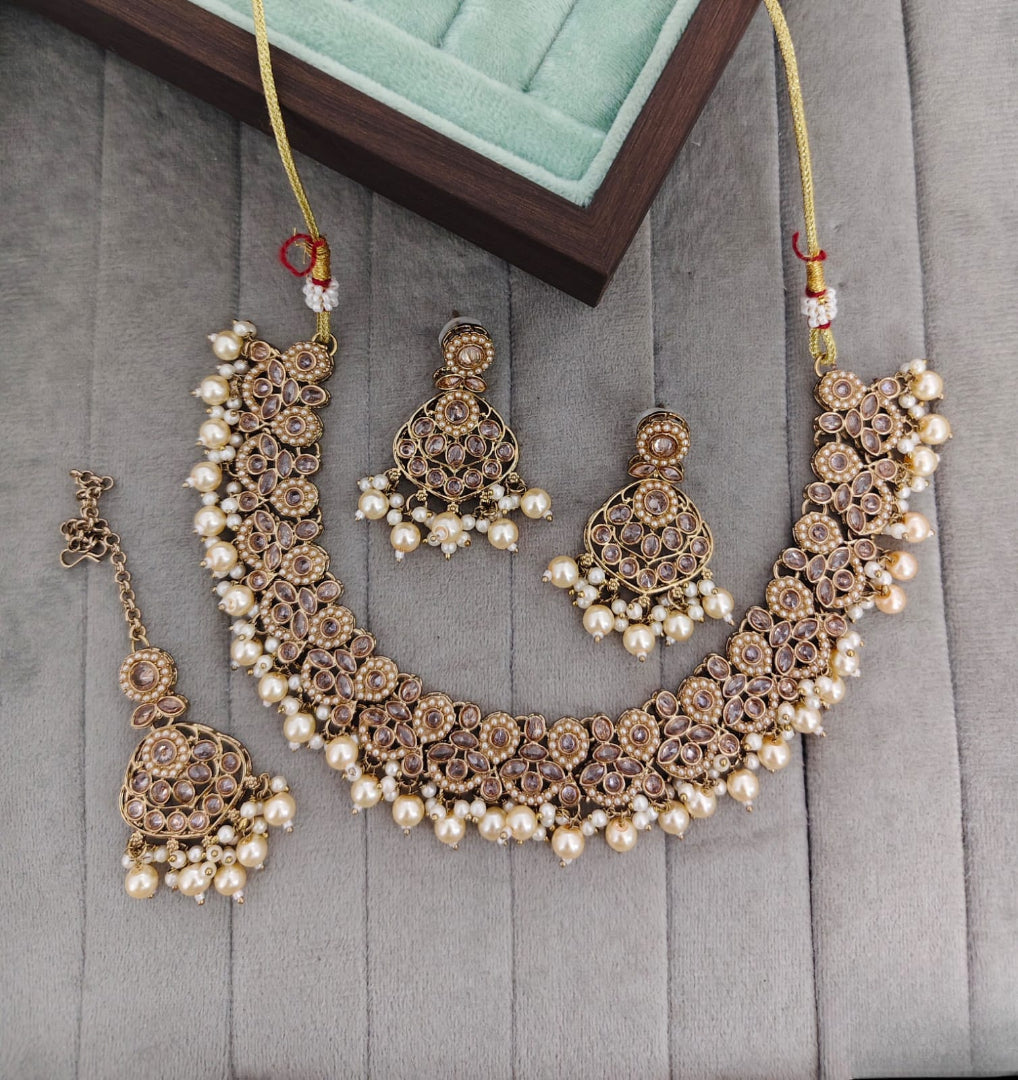 Traditional Antique Gold Pearl & Stone Choker Jewelry Set
