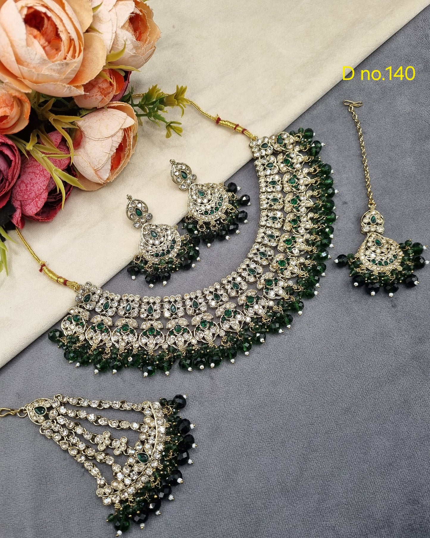 Traditional Indian Jewellery Set With Earring Mangtika