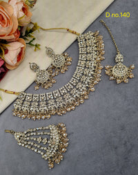 Traditional Indian Jewellery Set With Earring Mangtika