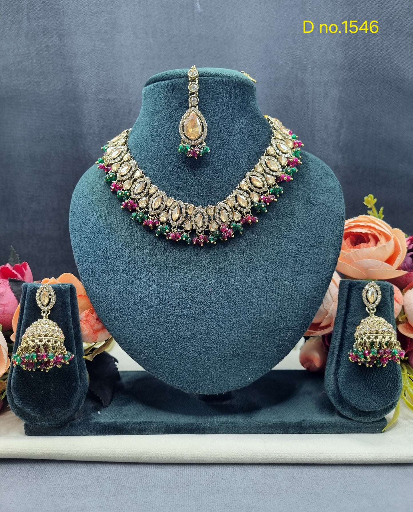 Teardrop Choker Necklace Set with Jhumkas & Maang Tikka
