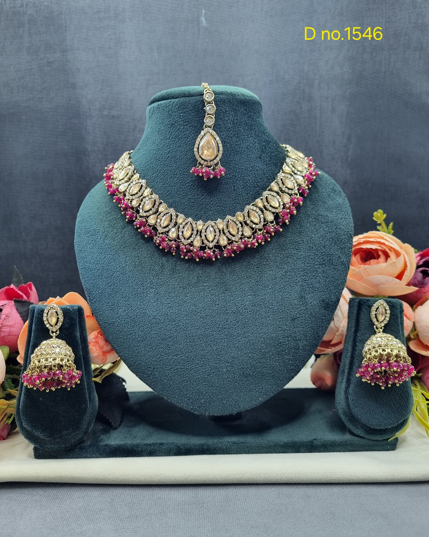 Teardrop Choker Necklace Set with Jhumkas & Maang Tikka