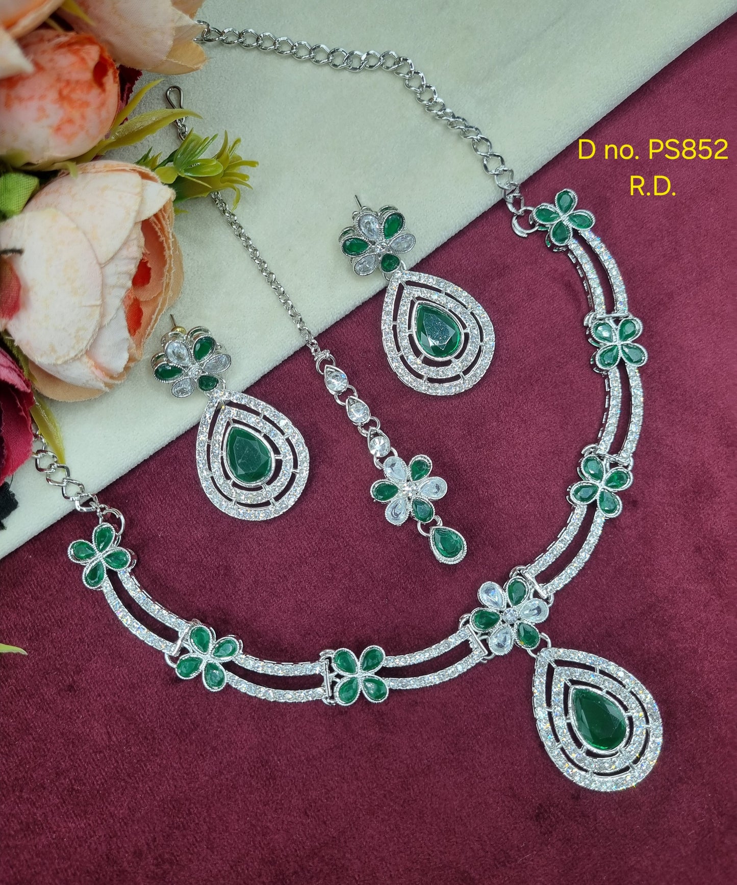 Halo Teardrop Partywear Jewelry Set