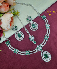 Halo Teardrop Partywear Jewelry Set