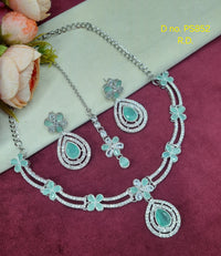 Halo Teardrop Partywear Jewelry Set
