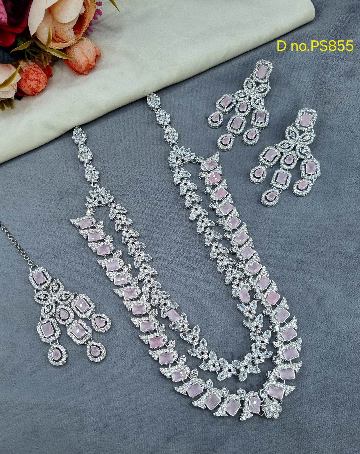 Double-Layer Necklace Set with Earrings and Maang Tikka