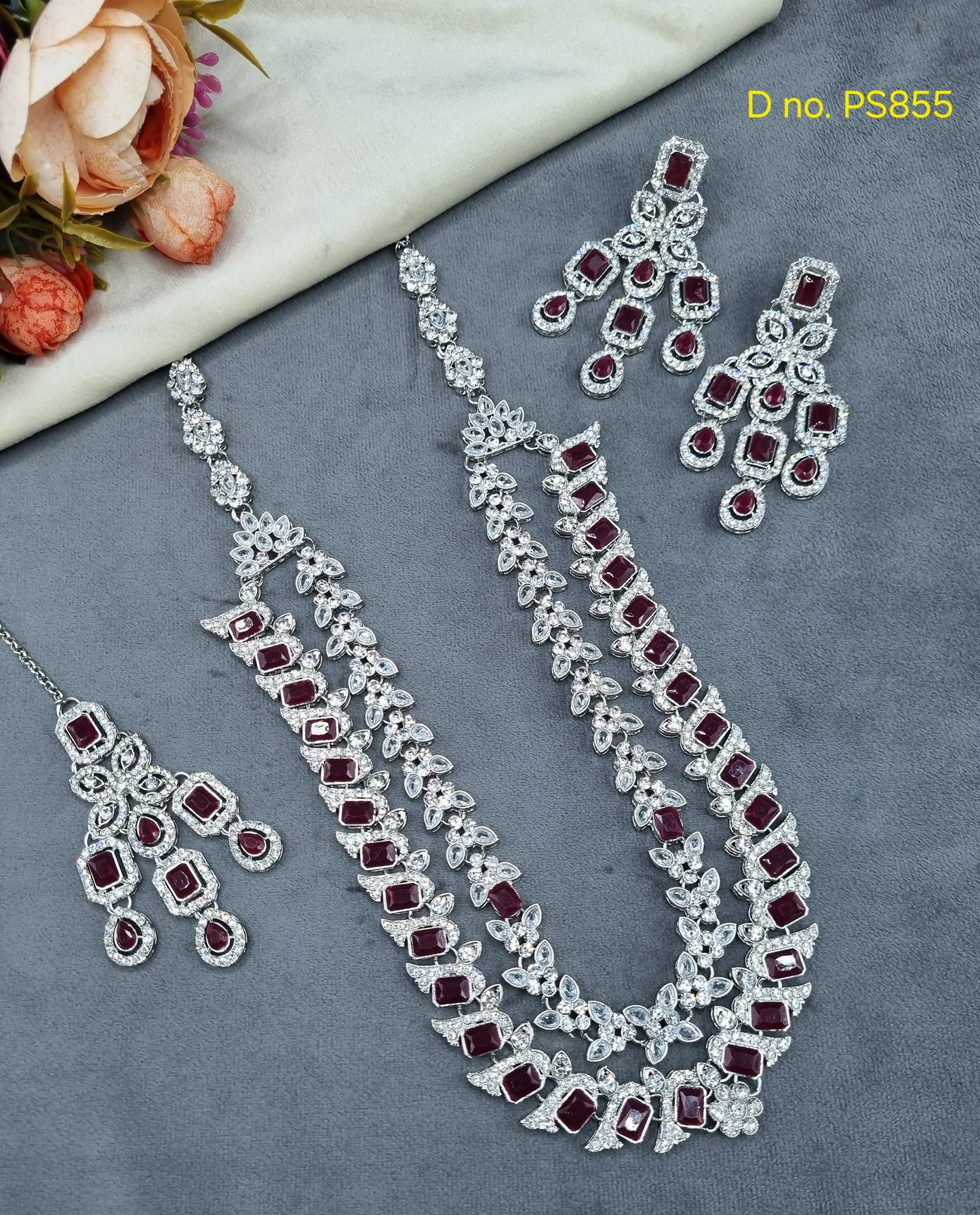 Double-Layer Necklace Set with Earrings and Maang Tikka