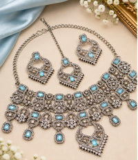 Royal Vintage Motif Stone-Studded Partywear Necklace Set