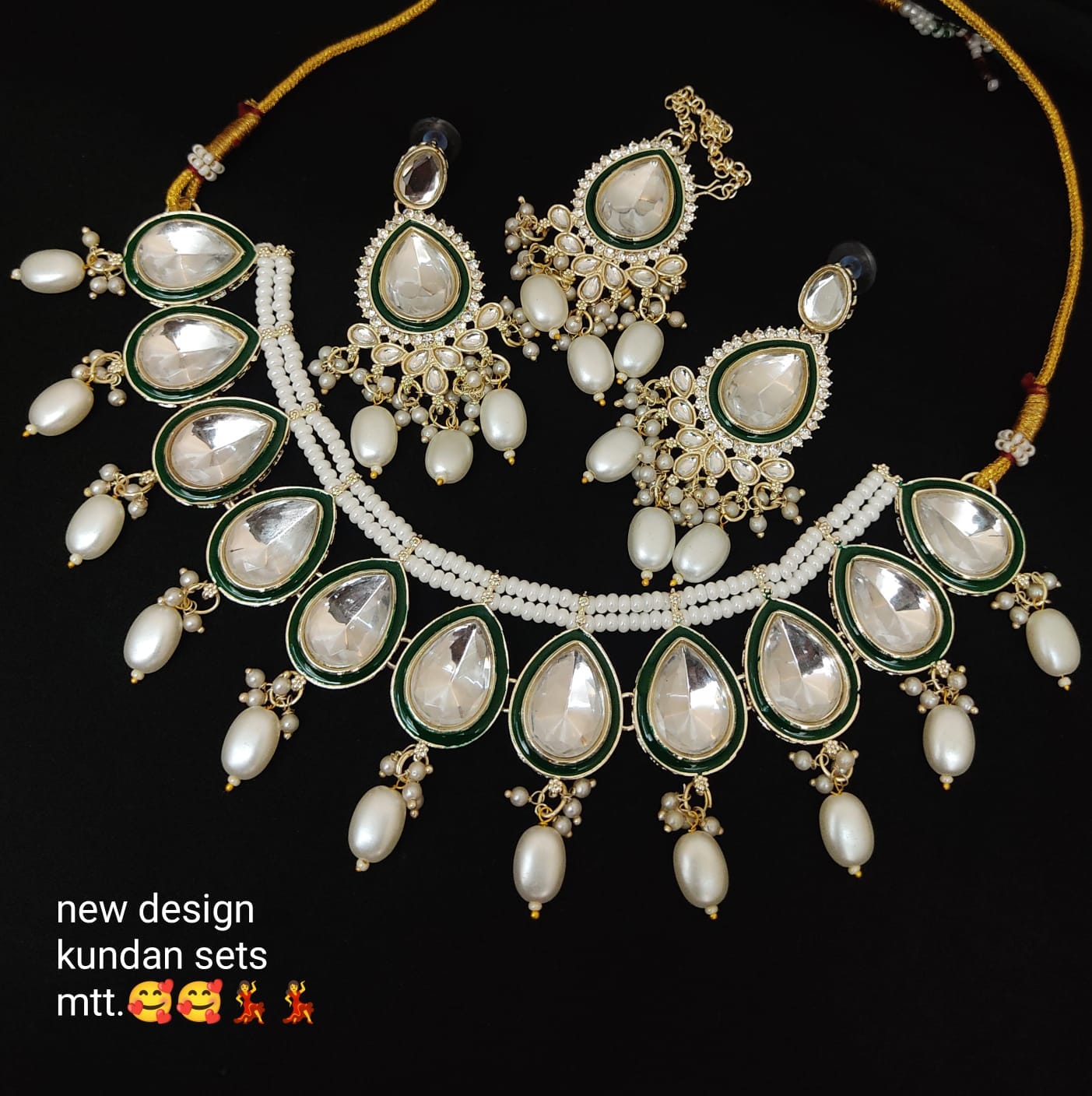 Kundan Stone Gold Plated Choker Jewellery Set
