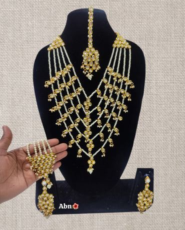 Gold Plated Kundan Pearl Jewellery Set