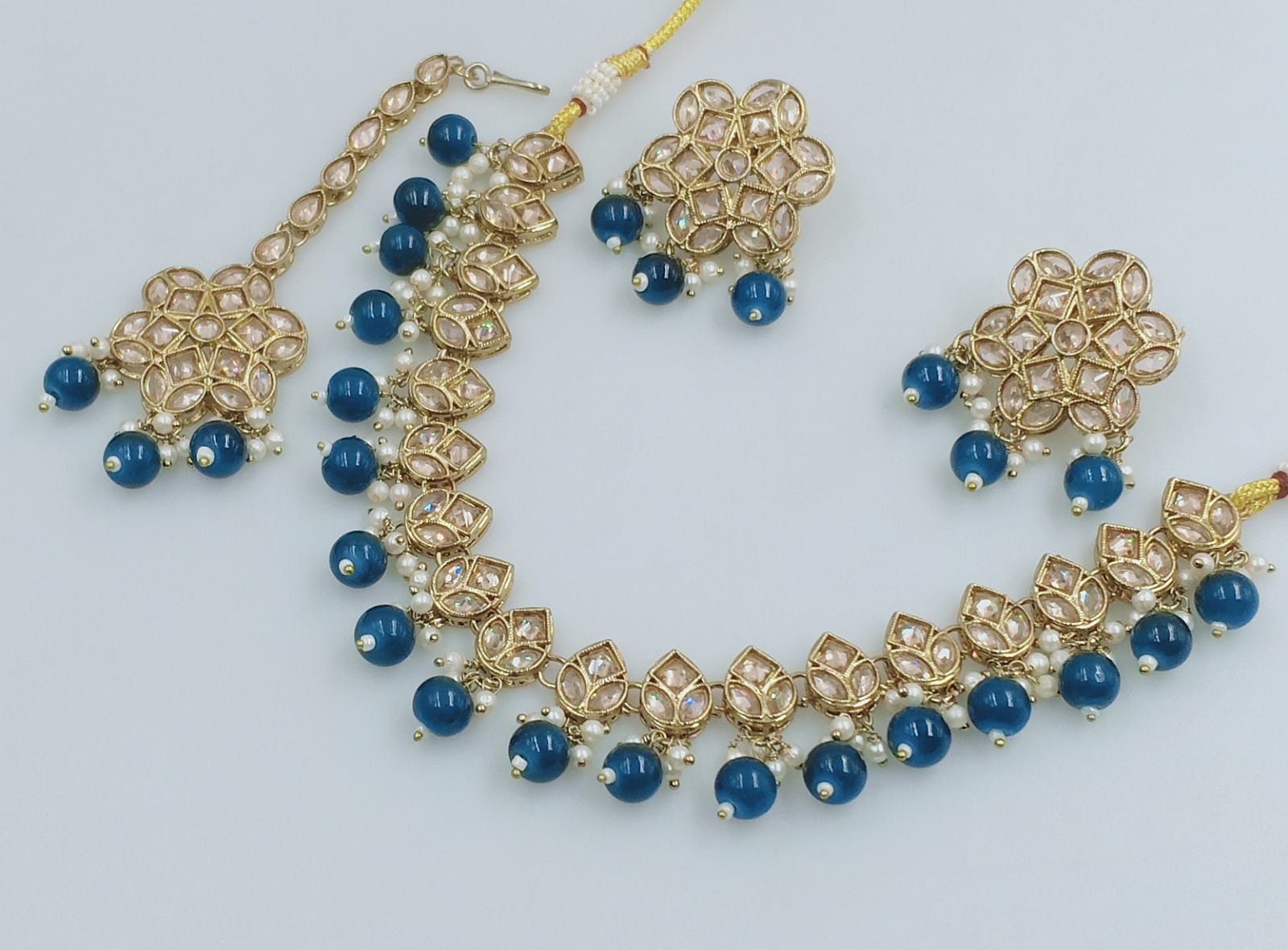 Latest Stylish Drop Choker Necklace Set With Earrings And Mangtika Set