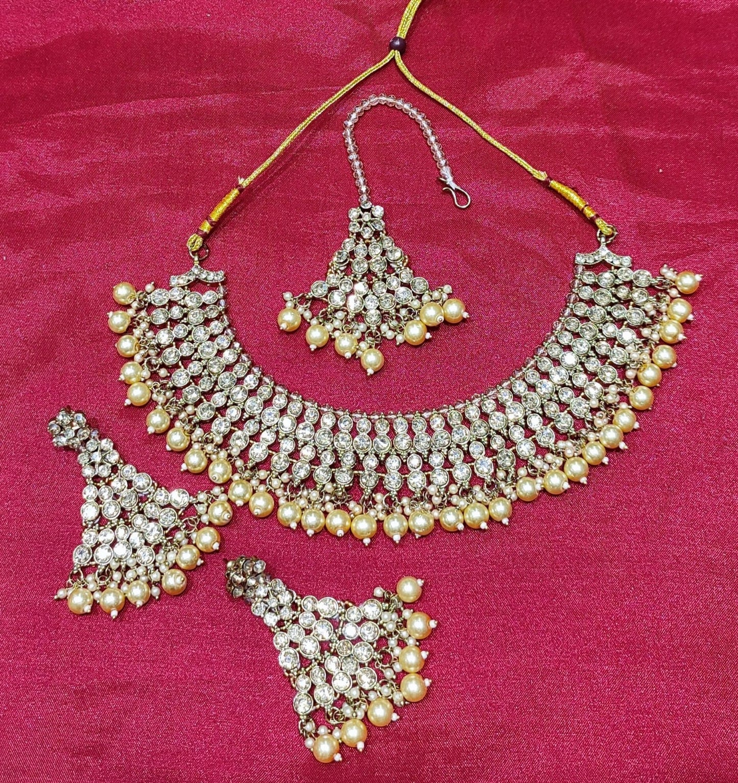Elegant Pink Shimmering White Crystal Choker Set