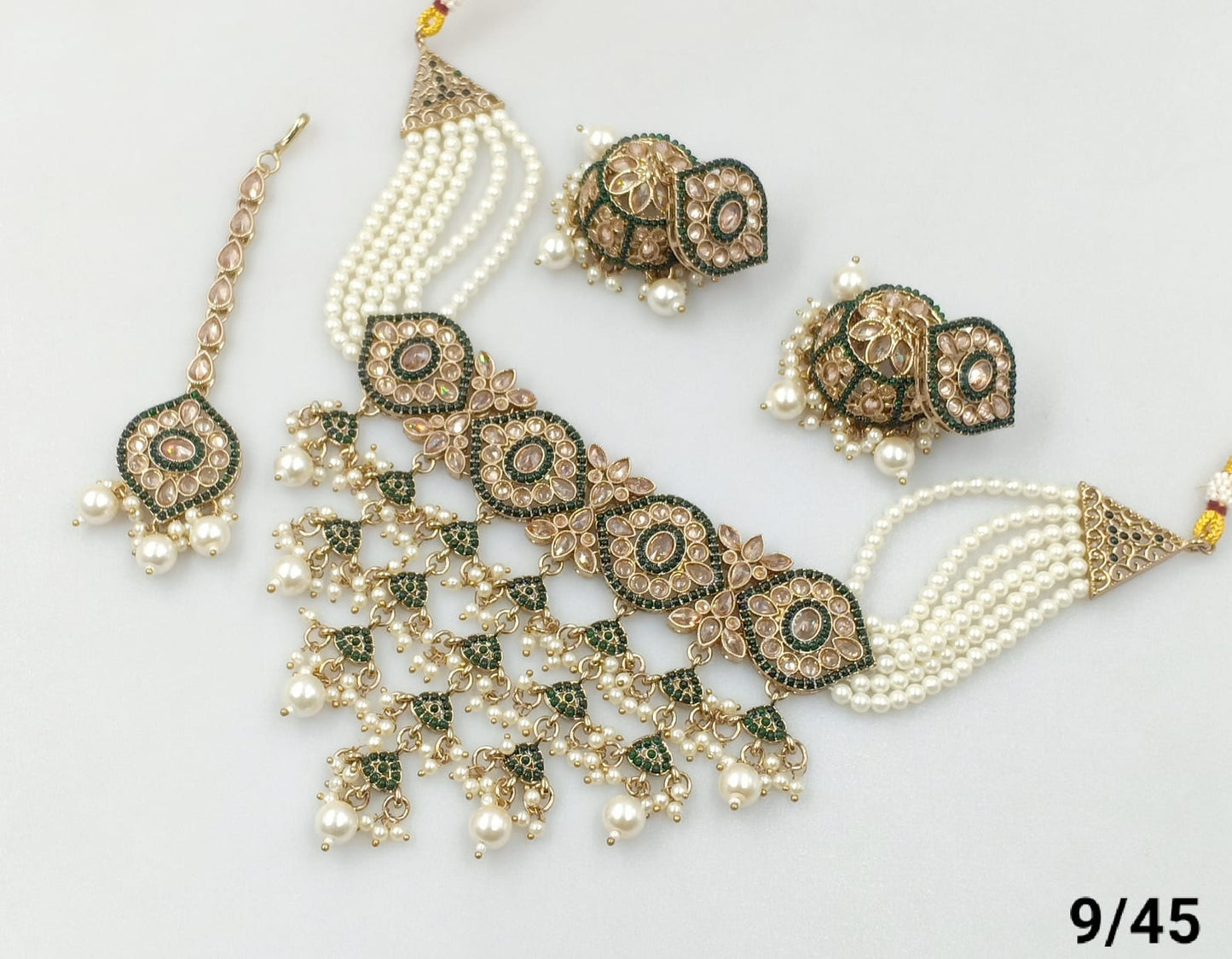 Tiered Emerald Choker Set  with Multi-Strand Pearls