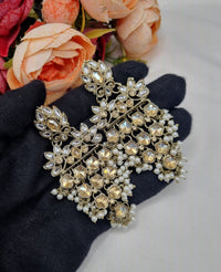 ANTIQUE GOLD TIERED CHANDELIER EARRINGS WITH CRYSTAL MOTIFS & PEARL DROPLETS