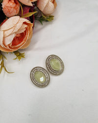 ANTIQUE GOLD OVAL CRYSTAL HALO STUD EARRINGS