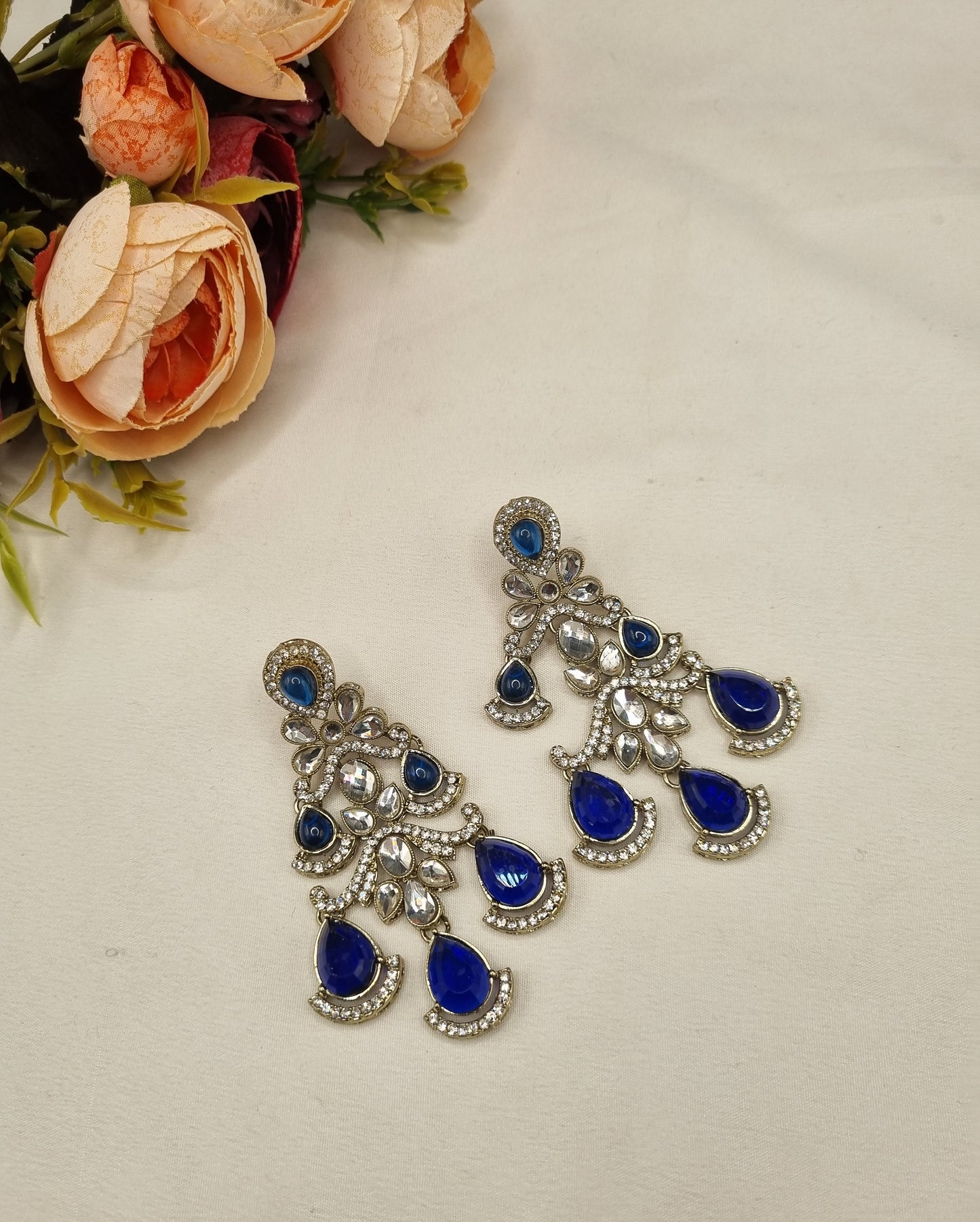 TRADITIONAL CHANDELIER STATEMENT DROP EARRINGS