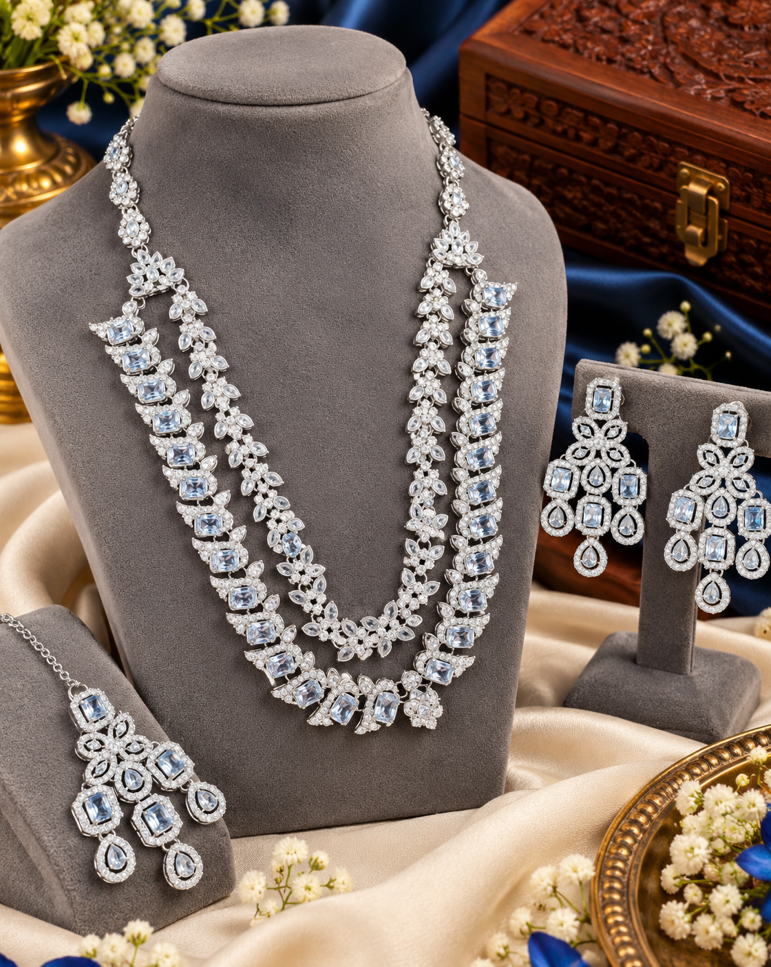 Double-Layer Necklace Set with Earrings and Maang Tikka