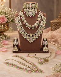 Complete Bridal Jewelry Set – Antique Gold-Plated Choker, Rani Haar & Accessories
