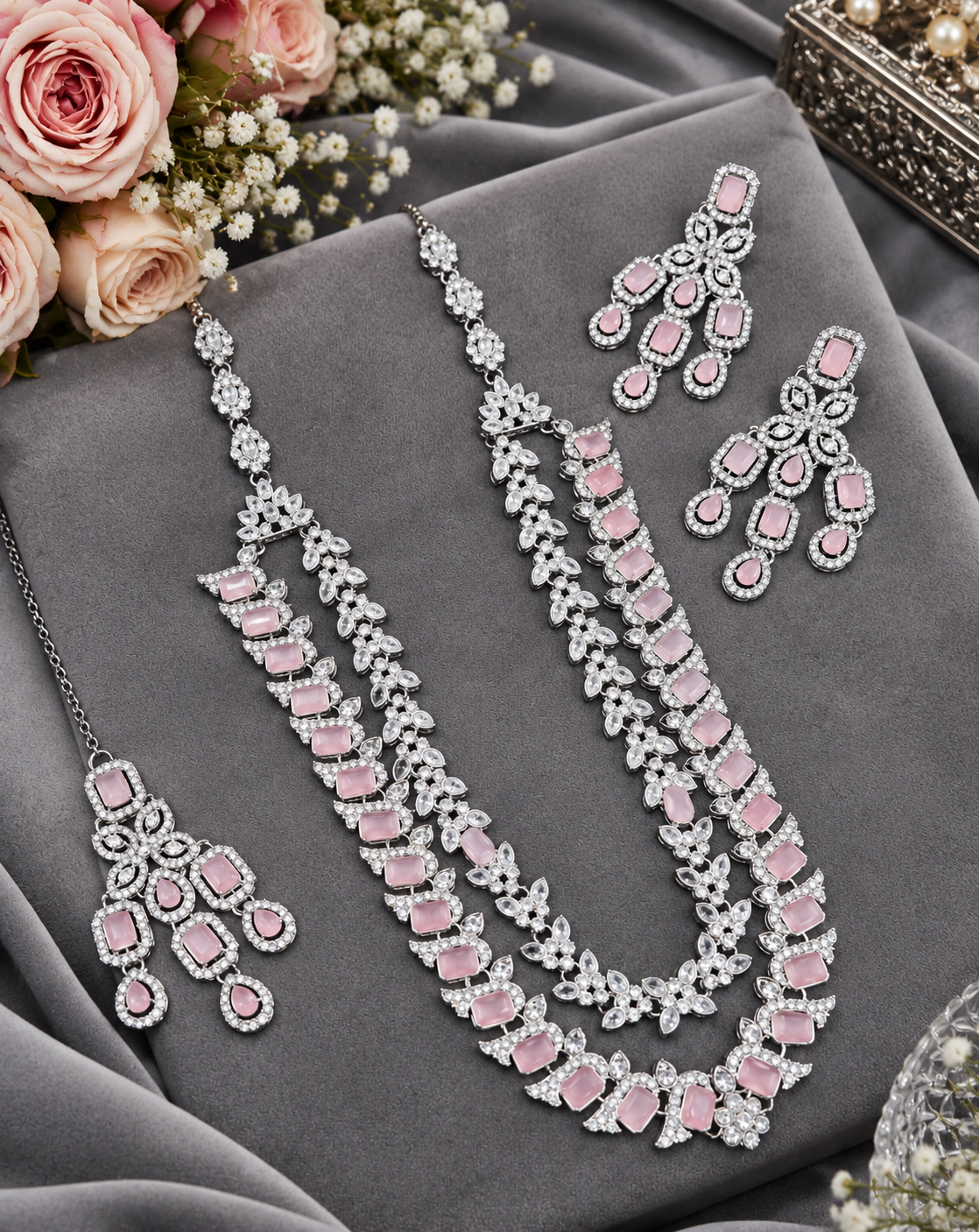 Double-Layer Necklace Set with Earrings and Maang Tikka