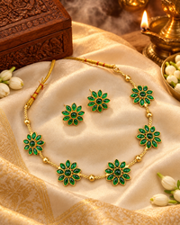 Elegant Full Floral Stone Choker Necklace Set with Matching Studs
