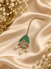 TRADITIONAL KUNDAN & BEAD BRIDAL MAANG TIKKA