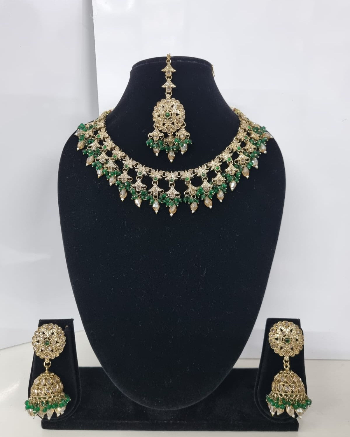 Traditional Floral Choker Necklace set With Earrings & Maang Tikka