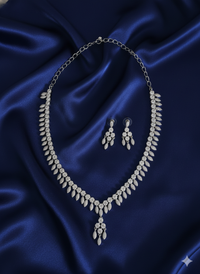 Refined White Stone Fringe Design Necklace Set