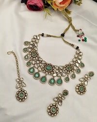 Kundan Choker Trio Earrings & Maang Tikka