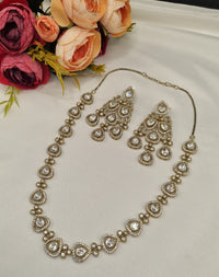 Delicate Heritage Kundan Necklace and Chandelier Earring Set