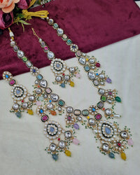 Bridal Kundan Necklace Set with Maang Tikka & Earrings