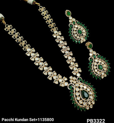 Elegant Pacchi Kundan Necklace Set with Intricate Design