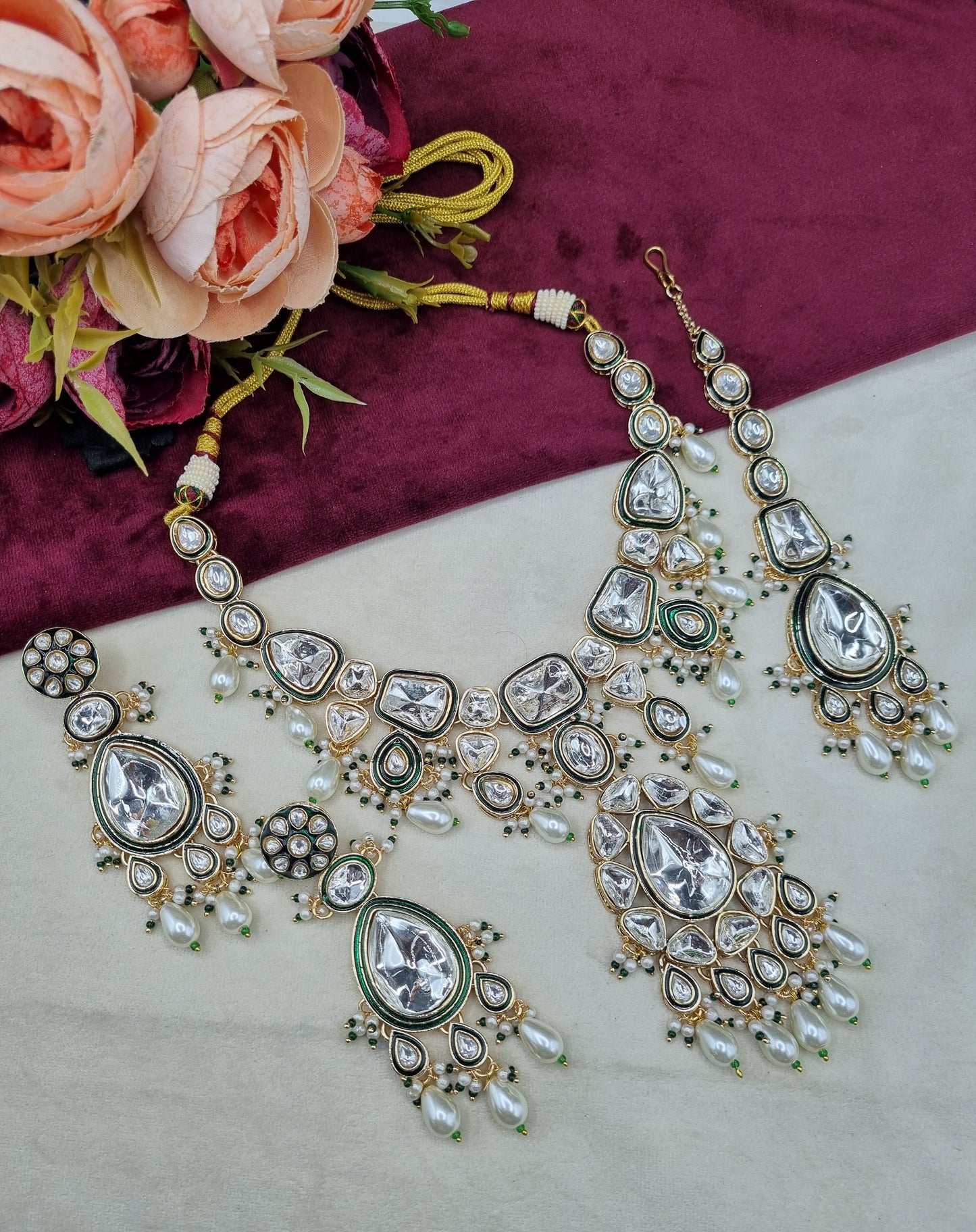 Handcrafted Royal Kundan Jewelry Set