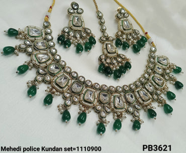 Antique Gold Plated Kundan Necklace Set