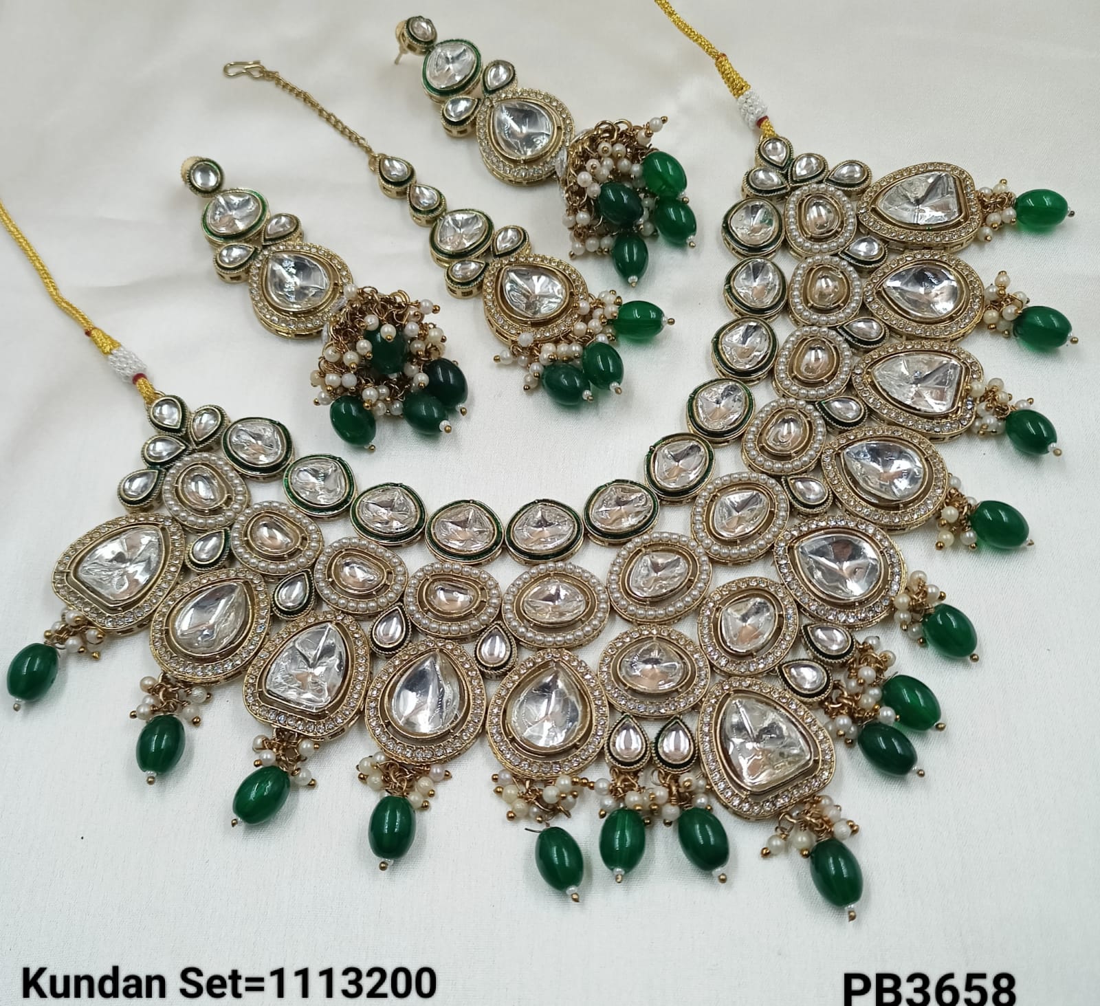 Antique Gold Plated Kundan Necklace Set